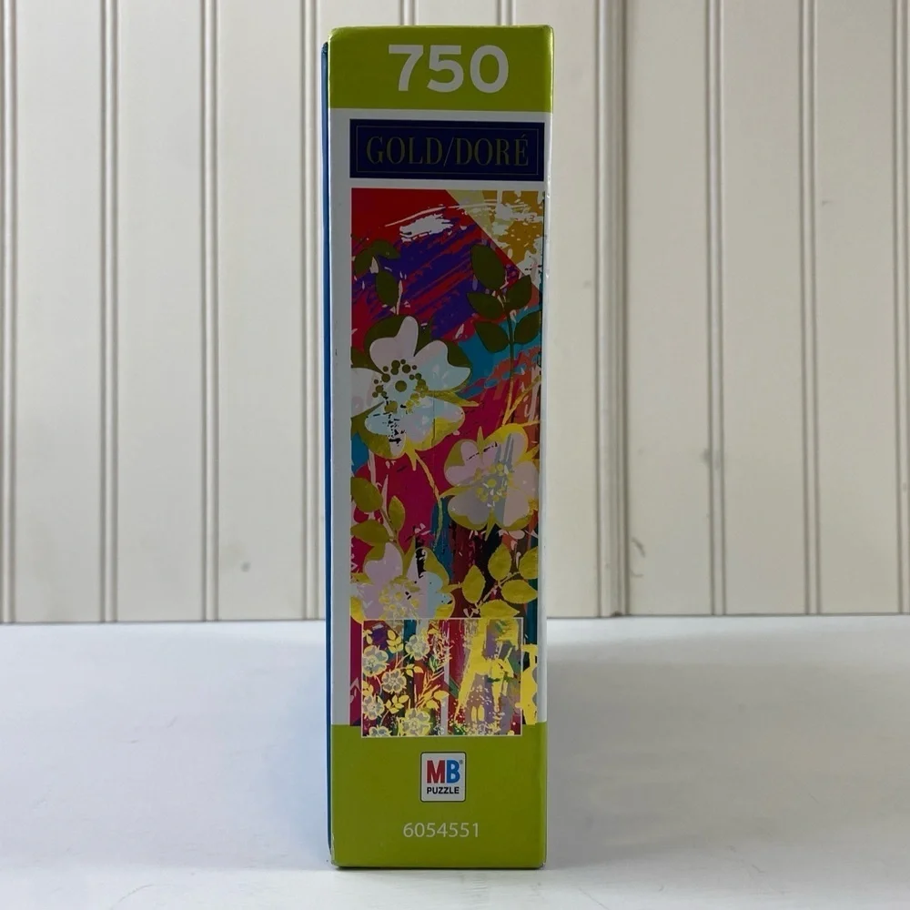 Milton Bradley Puzzle - 750 Pieces Gold Dore - Composition With Wild Roses- New!